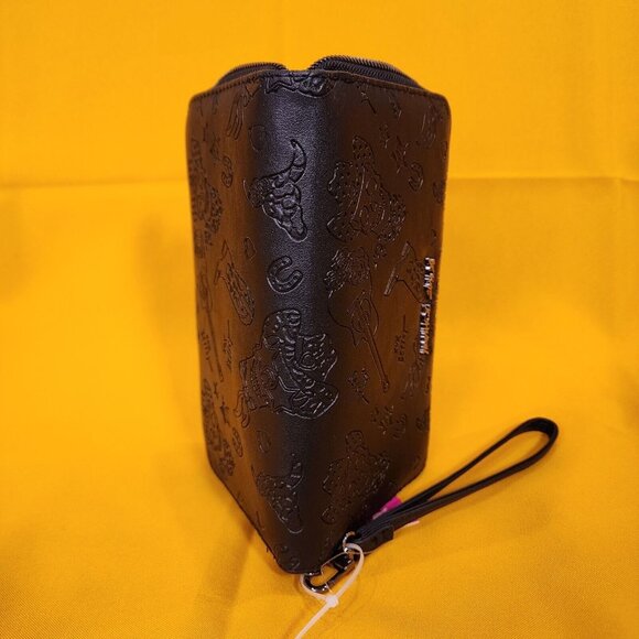 Betsey Johnson Skull Cowboy Western Black Wallet Wristlet Zip Around NEW - Picture 13 of 14